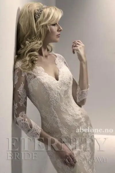 brudekjole med lang arm eternity bride d5321 front abelone